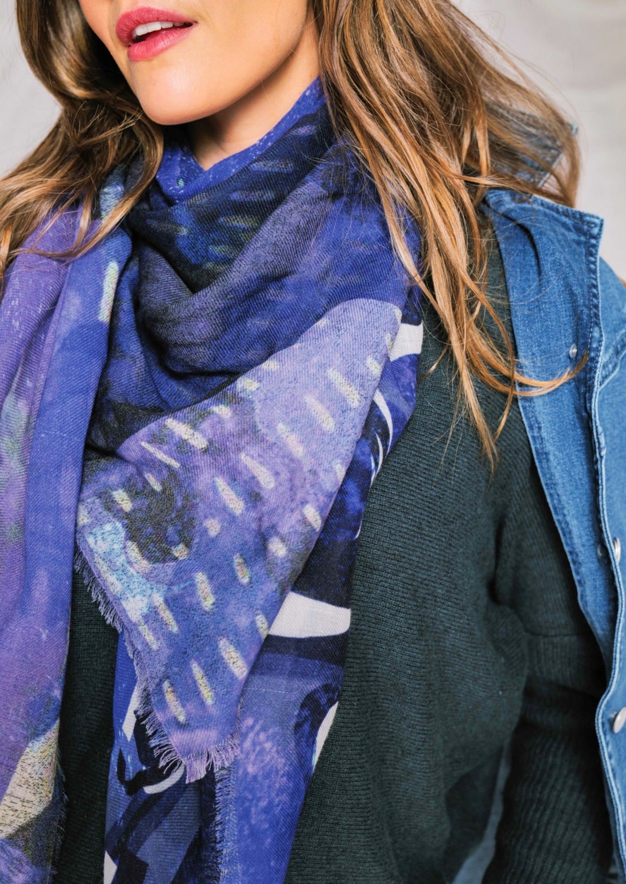 blue and white pattern scarf design made in india