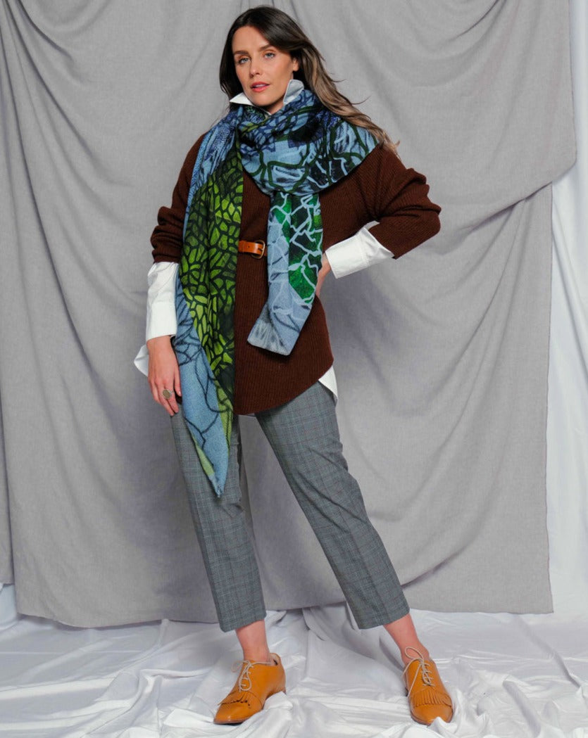 how to wear a scarf merino wool 