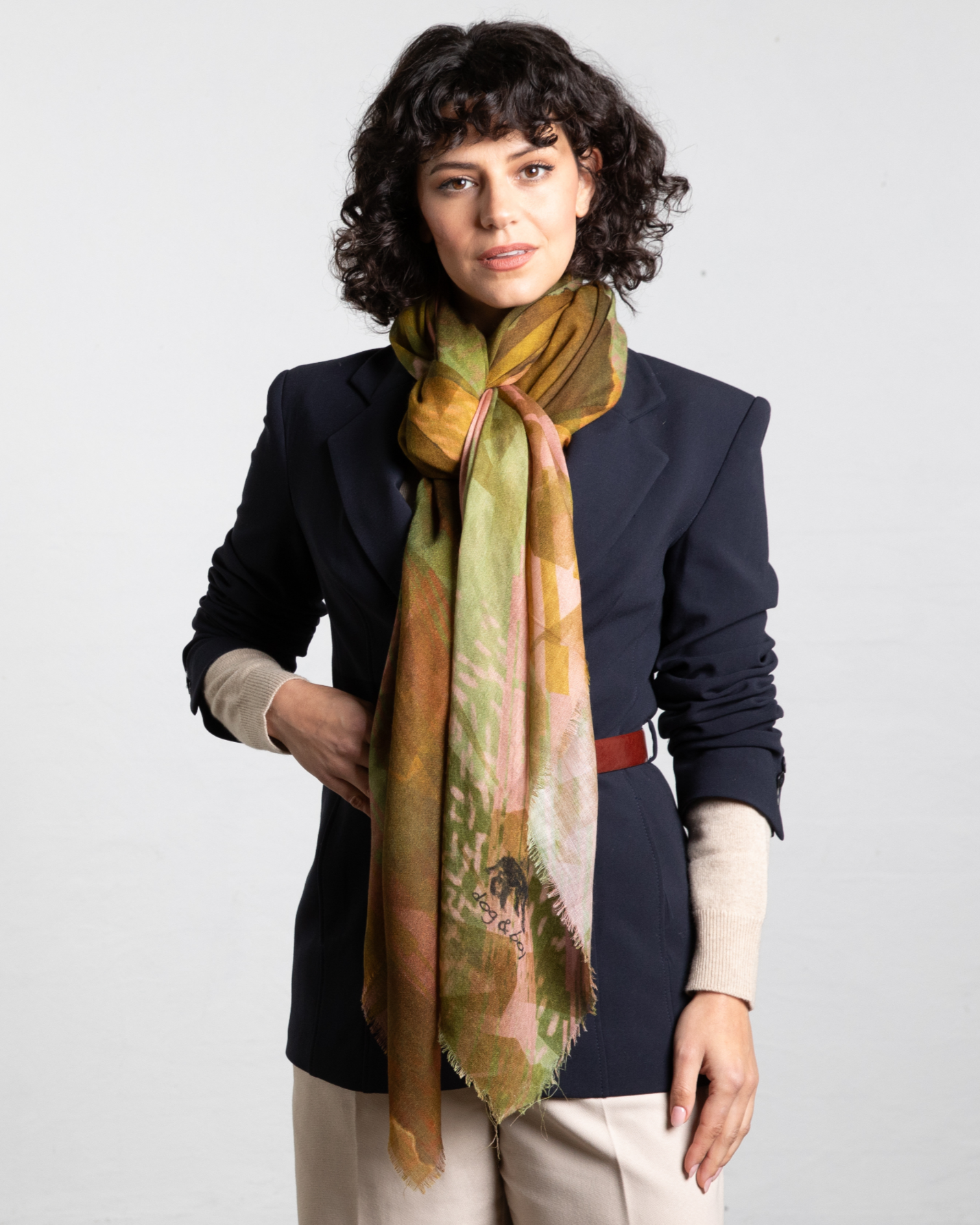 ERUMPENT wool scarf