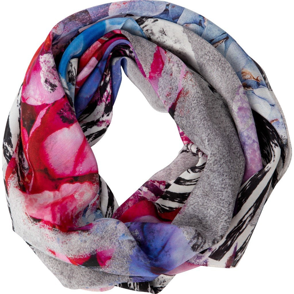 FLOS | hydrangea silk scarf (SAMPLE)